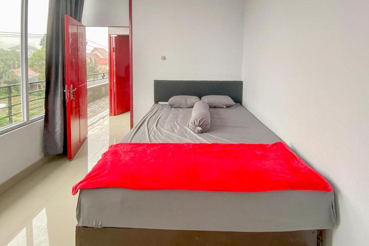 Sky Residence Tomohon Mitra Reddoorz Eksteriør bilde