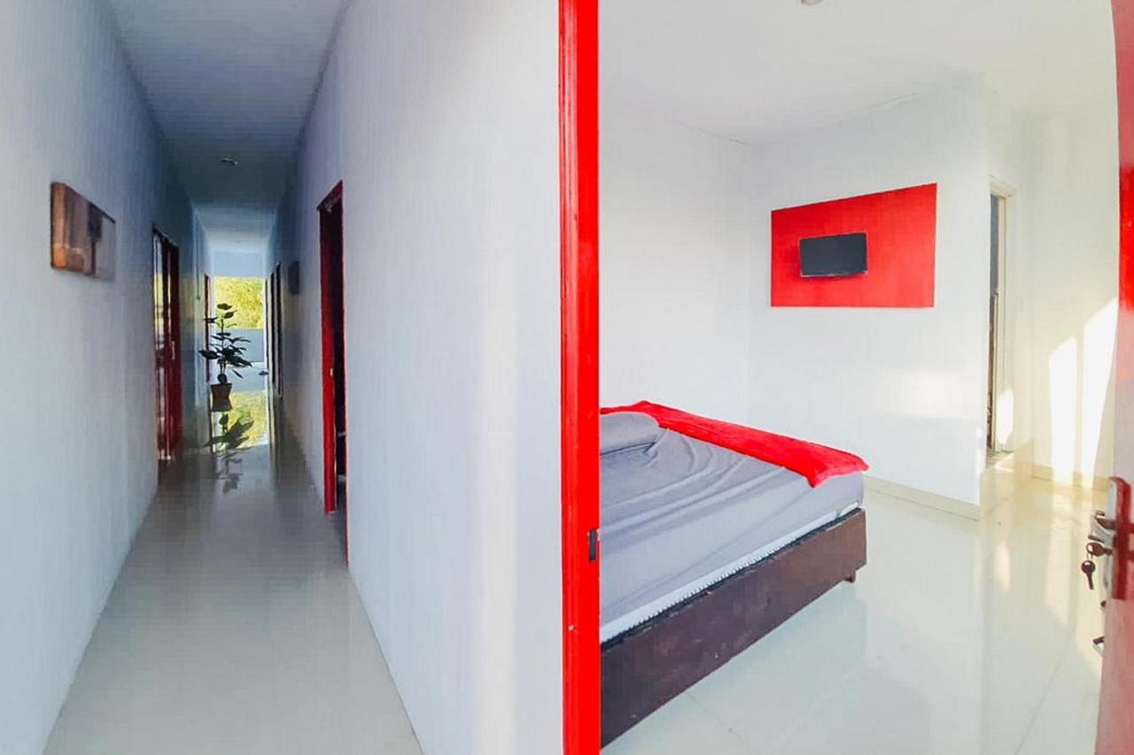 Sky Residence Tomohon Mitra Reddoorz Eksteriør bilde